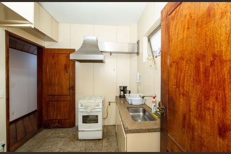 Apartamento à venda com 107m², 3 quartos e 1 vagaCOZINHA