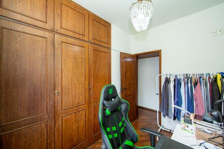 Apartamento à venda com 107m², 3 quartos e 1 vagaQUARTO3