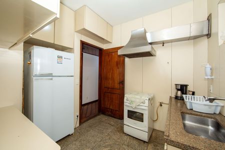 Apartamento à venda com 107m², 3 quartos e 1 vagaCOZINHA