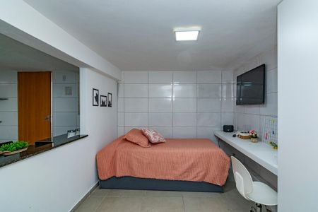Quarto  de kitnet/studio para alugar com 1 quarto, 30m² em Calafate, Belo Horizonte