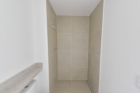Apartamento à venda com 149m², 3 quartos e 2 vagas Apartamento à venda com 149m², 3 quartos e 2 vagasBanheiro da suíte 2