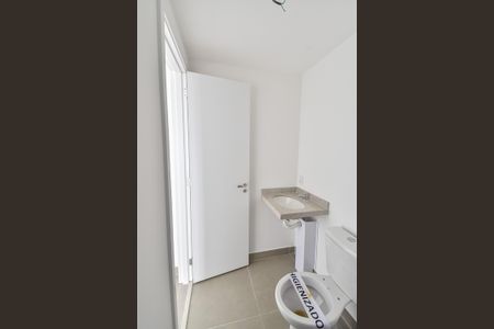 Apartamento à venda com 149m², 3 quartos e 2 vagas Apartamento à venda com 149m², 3 quartos e 2 vagasBanheiro de serviço