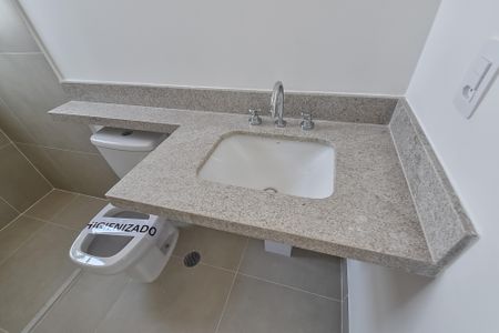 Apartamento à venda com 149m², 3 quartos e 2 vagas Apartamento à venda com 149m², 3 quartos e 2 vagasBanheiro da suíte 3