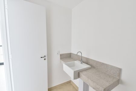 Apartamento à venda com 149m², 3 quartos e 2 vagas Apartamento à venda com 149m², 3 quartos e 2 vagasLavabo
