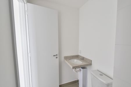 Apartamento à venda com 149m², 3 quartos e 2 vagas Apartamento à venda com 149m², 3 quartos e 2 vagasBanheiro de serviço