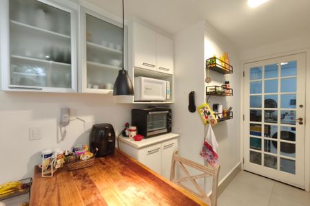 Casa de condomínio à venda com 151m², 4 quartos e 2 vagasCozinha