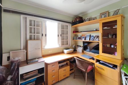 Casa de condomínio à venda com 151m², 4 quartos e 2 vagasQuarto 2