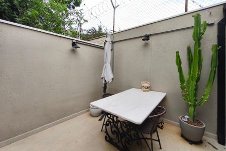 Casa de condomínio à venda com 151m², 4 quartos e 2 vagasQuintal - Área Gourmet