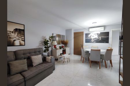 Apartamento à venda com 150m², 4 quartos e 2 vagasSala