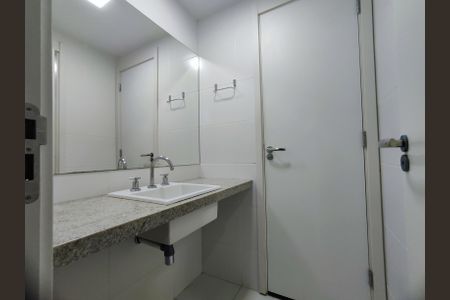 Apartamento à venda com 150m², 4 quartos e 2 vagasBanheiro das Suítes Canadenses