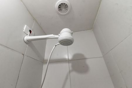 Apartamento para alugar com 33m², 2 quartos e sem vagaBanheiro - chuveiro