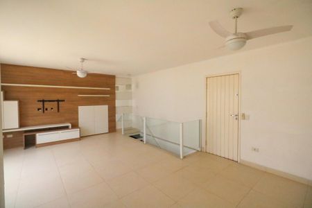 Apartamento à venda com 160m², 2 quartos e 3 vagas Apartamento à venda com 160m², 2 quartos e 3 vagasCobertura