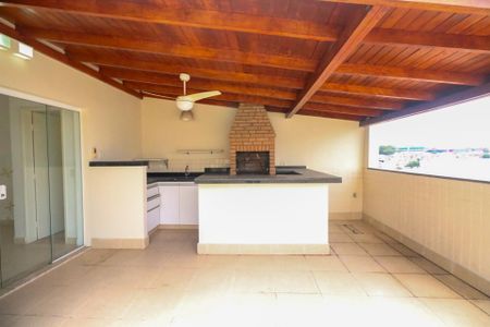 Apartamento à venda com 160m², 2 quartos e 3 vagas Apartamento à venda com 160m², 2 quartos e 3 vagasChurrasqueira