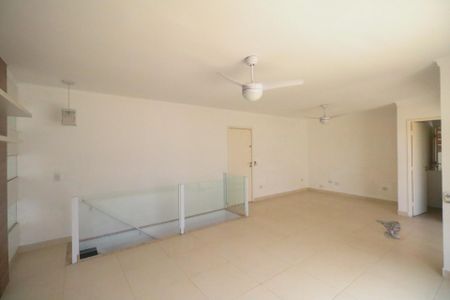 Apartamento à venda com 160m², 2 quartos e 3 vagas Apartamento à venda com 160m², 2 quartos e 3 vagasCobertura