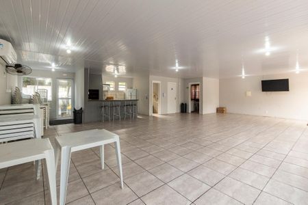 Apartamento para alugar com 50m², 2 quartos e 1 vaga Apartamento para alugar com 50m², 2 quartos e 1 vagaÁrea comum - Salão de festas