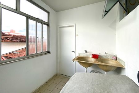 Apartamento à venda com 80m², 3 quartos e 1 vagaÁrea de Serviço