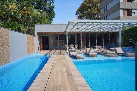 Studio à venda com 26m², 1 quarto e 1 vaga Studio à venda com 26m², 1 quarto e 1 vagaÁrea comum - Piscina