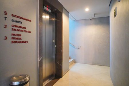 Studio à venda com 26m², 1 quarto e 1 vaga Studio à venda com 26m², 1 quarto e 1 vagaÁrea comum