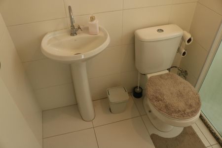 Banheiro de apartamento para alugar com 1 quarto, 30m² em Barra Funda, São Paulo
