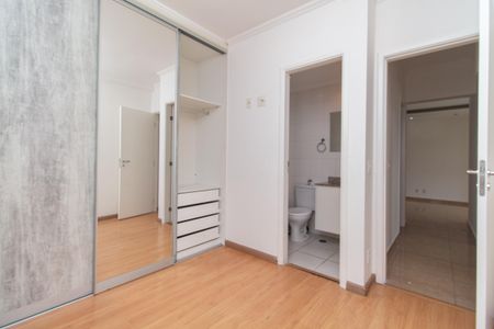 Apartamento à venda com 78m², 3 quartos e 2 vagasSuíte