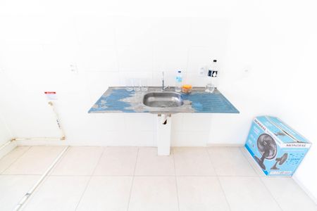 Apartamento para alugar com 48m², 2 quartos e 1 vaga Apartamento para alugar com 48m², 2 quartos e 1 vagaCozinha e Área de Serviço