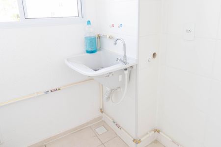 Apartamento para alugar com 48m², 2 quartos e 1 vaga Apartamento para alugar com 48m², 2 quartos e 1 vagaCozinha e Área de Serviço