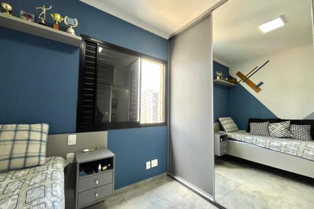 Apartamento à venda com 92m², 3 quartos e 2 vagasQuarto 2
