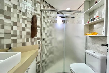 Apartamento à venda com 92m², 3 quartos e 2 vagasBanheiro da Suíte