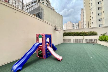 Apartamento à venda com 92m², 3 quartos e 2 vagasÁrea comum - Playground