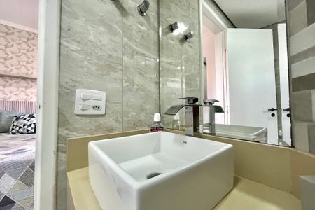 Apartamento à venda com 92m², 3 quartos e 2 vagasBanheiro da Suíte