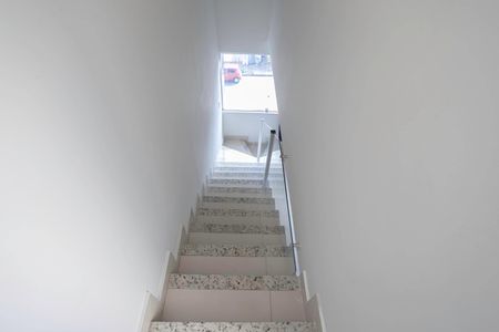 Apartamento à venda com 120m², 2 quartos e 2 vagasEscada