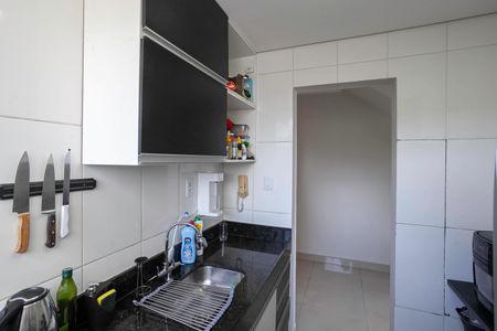 Apartamento à venda com 120m², 2 quartos e 2 vagasCozinha