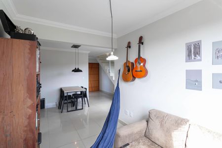 Apartamento à venda com 120m², 2 quartos e 2 vagasSala