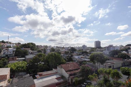 Apartamento à venda com 120m², 2 quartos e 2 vagasCobertura - Vista