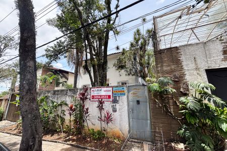 Casa à venda com 350m², 3 quartos e 5 vagasFachada da casa