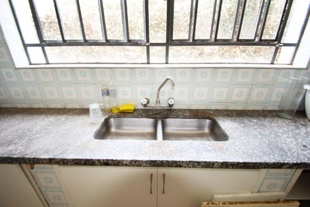 Casa à venda com 350m², 3 quartos e 5 vagascozinha