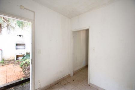 Casa à venda com 350m², 3 quartos e 5 vagasedicula quarto de serviço