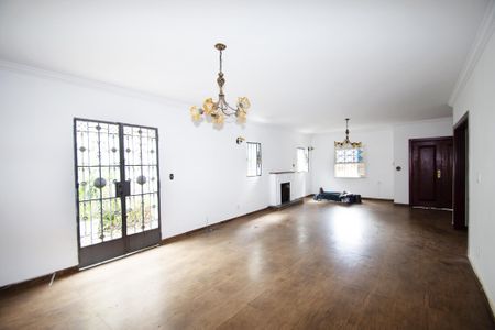 Casa à venda com 350m², 3 quartos e 5 vagasSala 1