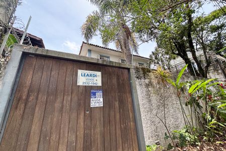 Casa à venda com 350m², 3 quartos e 5 vagasFachada da casa