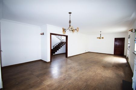 Casa à venda com 350m², 3 quartos e 5 vagasSala 1