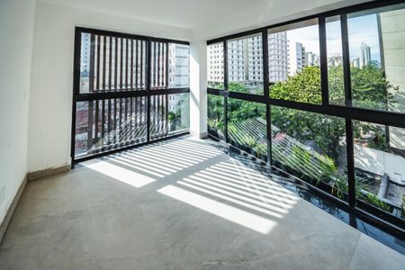 Apartamento para alugar com 3 quartos, 113m² em Santo Agostinho, Belo Horizonte