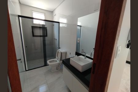Casa para alugar com 3 quartos, 180m² em Serrano, Belo Horizonte
