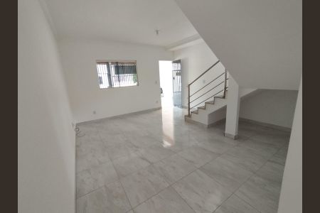Casa para alugar com 3 quartos, 180m² em Serrano, Belo Horizonte