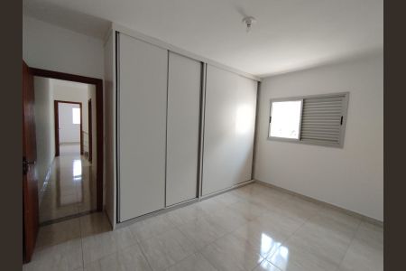 Casa para alugar com 3 quartos, 180m² em Serrano, Belo Horizonte