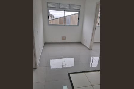 Apartamento para alugar com 2 quartos, 36m² em Fazenda da Juta, São Paulo