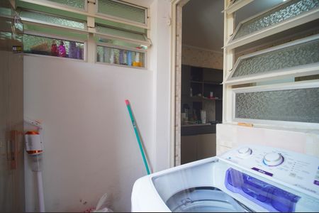 Apartamento à venda com 74m², 2 quartos e 1 vagaÁrea de Serviço