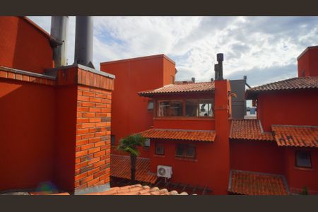 Vista da Rua de casa de condomínio para alugar com 4 quartos, 217m² em Vila Jardim, Porto Alegre