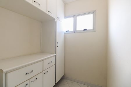 Apartamento para alugar com 98m², 3 quartos e 2 vagasÁrea de Serviço - Quarto de Serviço 