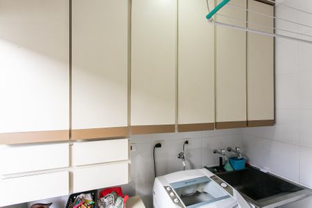 Casa à venda com 144m², 3 quartos e 2 vagasÁrea de Serviço