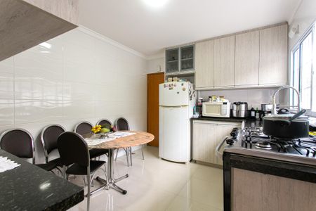 Casa à venda com 144m², 3 quartos e 2 vagasCozinha